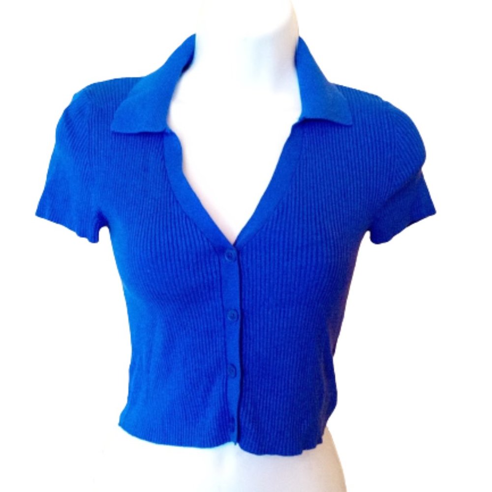 ---  Bright Blue Cropped Sweater Size Small